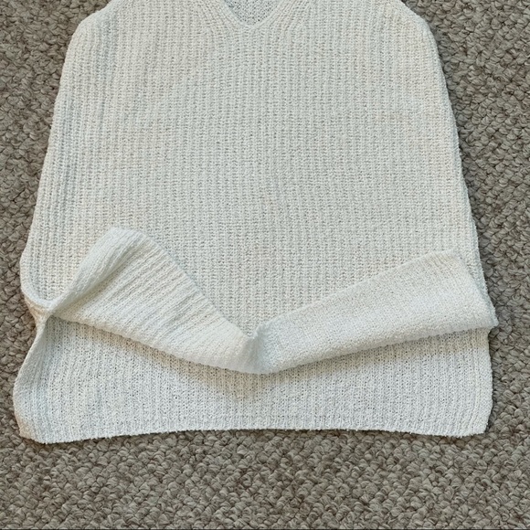 A new day XS Cream Knit Tank V-Neck NWT - Picture 4 of 8
